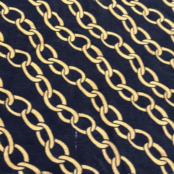 NWOT large black white scarf - chain / houndstooth - oversize - lightweight - Picture 9 of 9